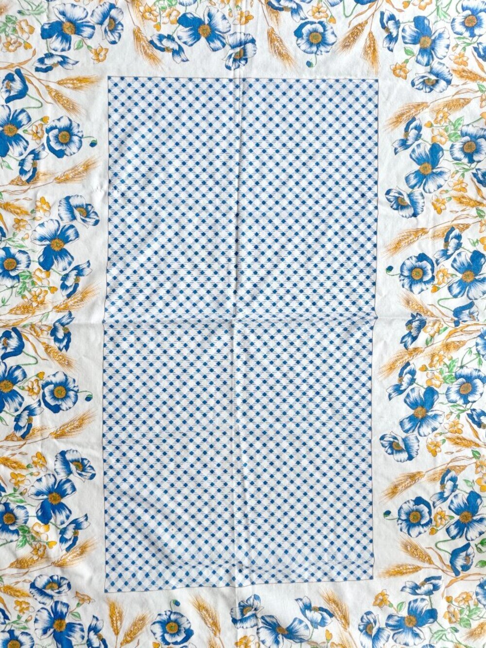 Vintage White Blue Yellow Anemone Floral Check Polycotton 59" x 46" Tablecloth